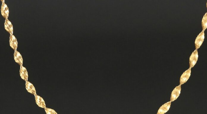 14k Gold Chain Necklace for Women: Sophistication in Every Link