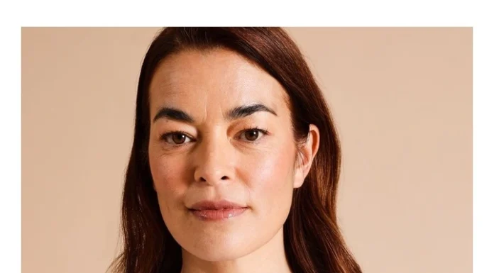 3/4 Sleeve Tees for Women: A Wardrobe Staple Reimagined