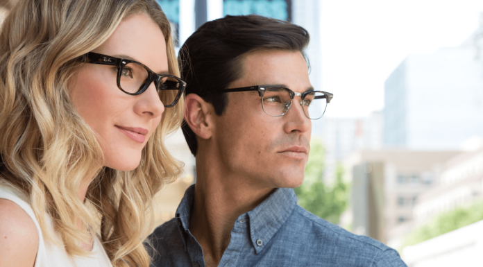 Can a Woman Wear Men’s Glasses? Vision Fit & Breaking Frames