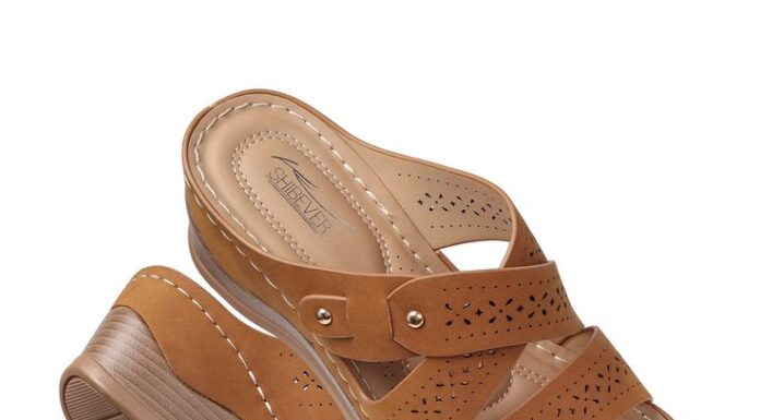 Black Dressy Sandals for Women: Glam Up Your Evening Look