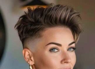 Boots with Chains for Women: Edgy Glam and Unapologetically Bold