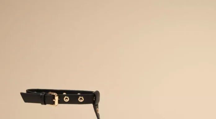 Black Flat Strappy Sandals for Women: Summer’s Must-Have Footwear