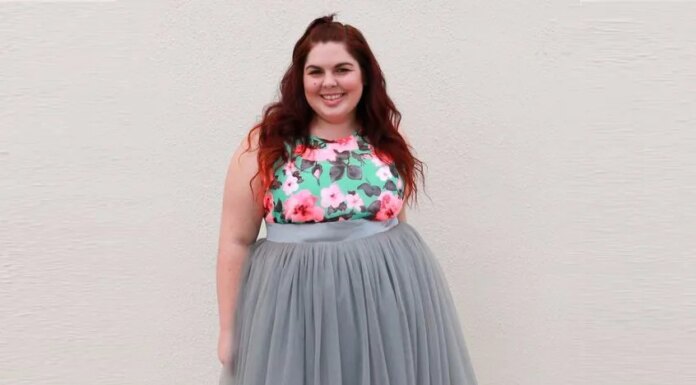 Stylish Movement: The Best A-Line Skirts for Plus Size Women