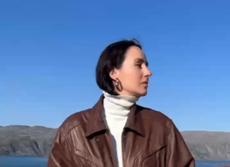 Brown Long Leather Jacket for Women: Bold Lengths Big Style