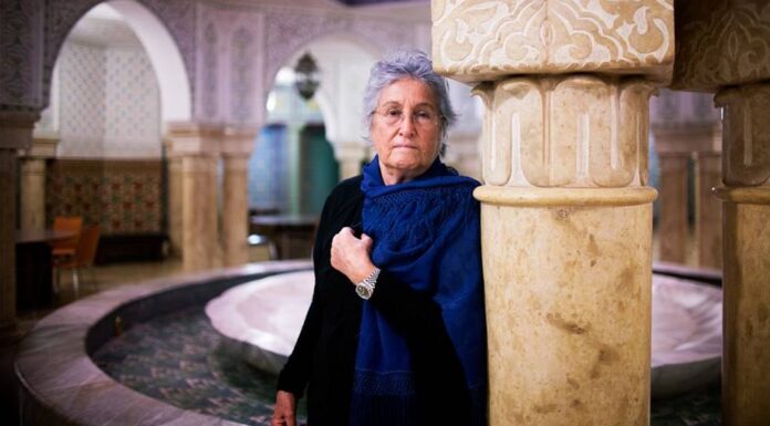 ¿Es incompatible ser feminista y llevar velo? (El País 2016) Debate profundo