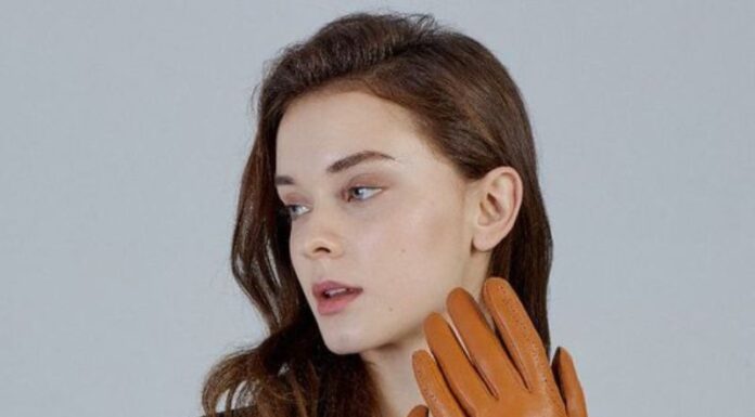 Brown Leather Gloves for Women: Timeless Warmth with a Touch of Grace