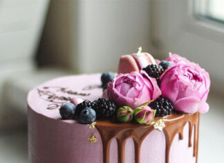 Beautiful Birthday Cakes for Women: Stunning Designs to Celebrate Her Day