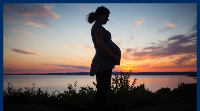 Can Pregnant Women Go Kayaking? Paddling Safely While Expecting