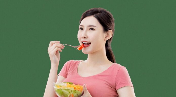 Can Pregnant Women Eat Papaya Salad? Spicy Tangy & Pregnancy Safe?