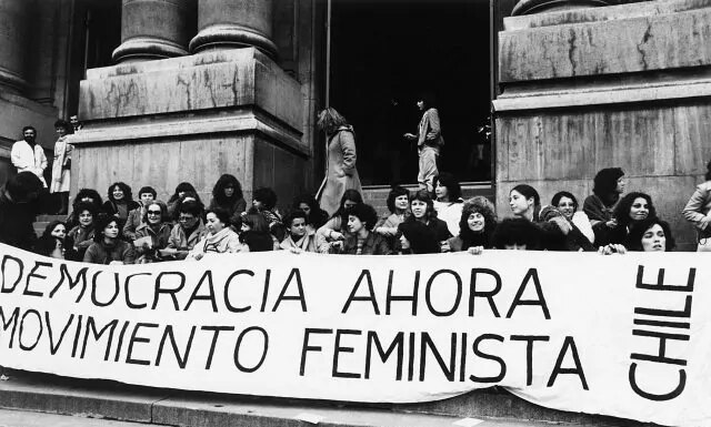 ¿Cómo afecta el feminismo a las fuerzas armadas? Cambio y resistencia