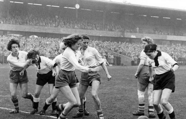 De La Nava y el fútbol femenino en Logroño: Una historia de superación