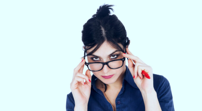 Are Men Intimidated by Pretty Women? Psychology Breaks It Down