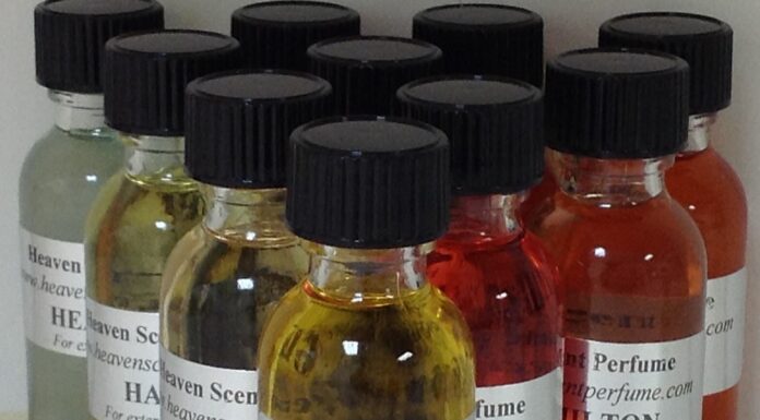 Body Oil Perfume for Women: Glow Up with Luxurious Fragrance