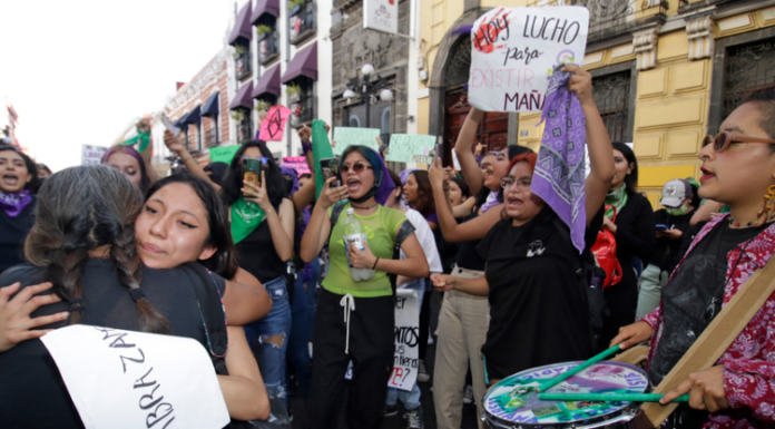 Con la ira ira feminista: Cómo transformar la rabia en revolución