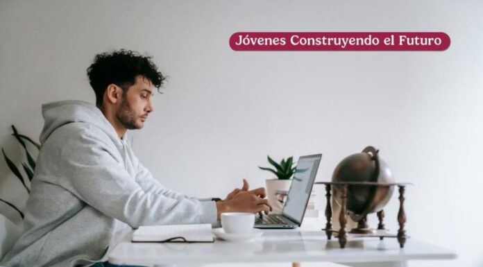 Por un 2025 feminista: El futuro se escribe en violeta