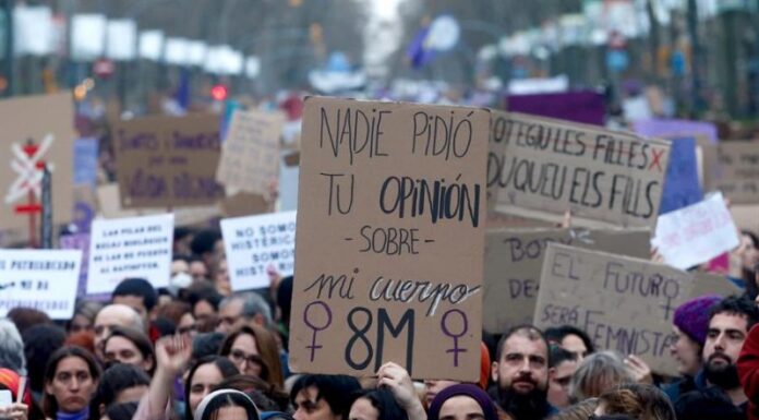 A punt entrevista a jóvenes sobre feminismo: Lo que realmente piensan