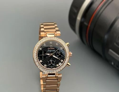 Books in 20th Century Women: Literature that Defined the Feminine Era