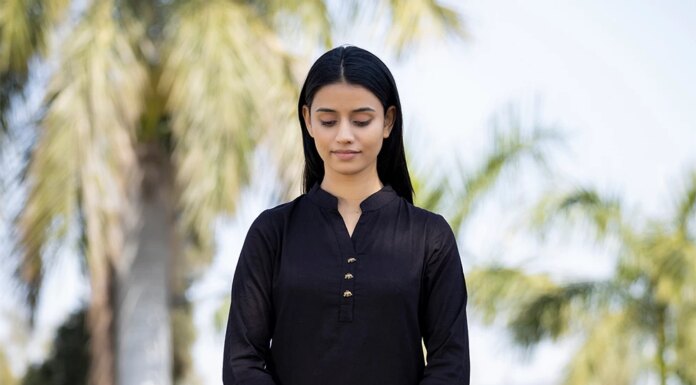 Black Plain Kurti for Women: Subtle Sophisticated & Seasonless