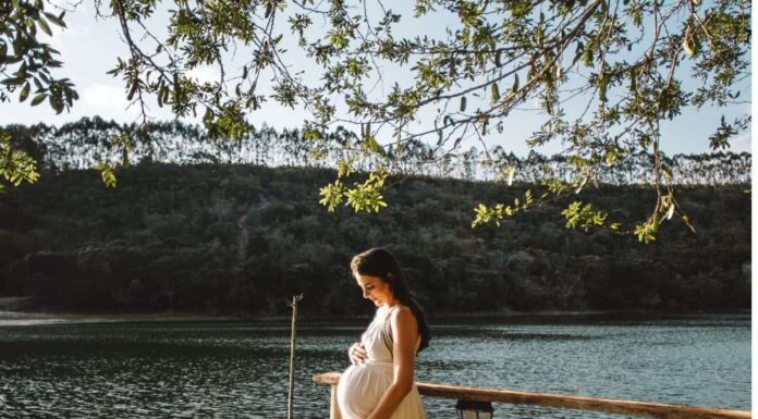 Can Pregnant Women Do Kayaking? Paddle Safely While Pregnant
