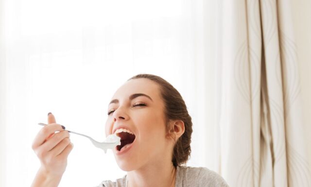 Can a Pregnant Woman Eat Cherries? Sweet Truths & Sour Risks