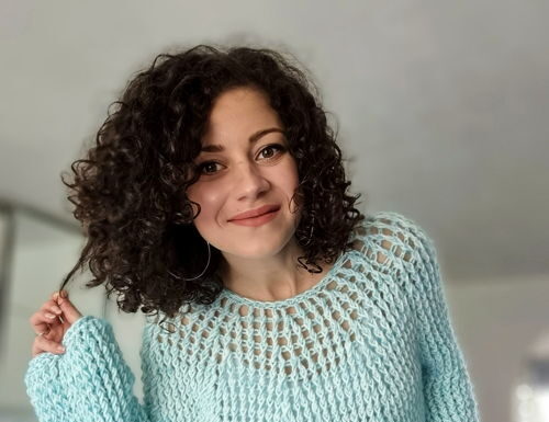 Black V-Neck Sweater for Women: Cozy Elegance in Every Stitch