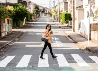 Black and Brown Boots for Women: Versatile Footwear for Fall and Winter