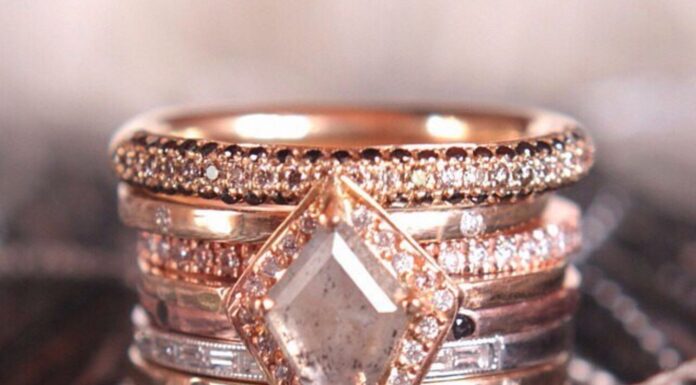 Black Diamond Engagement Rings for Women: Unique Glamour for Your Big Day