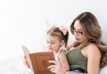 The Guide to Running a Feminist Book Club Hybrid Model (Online + Offline)